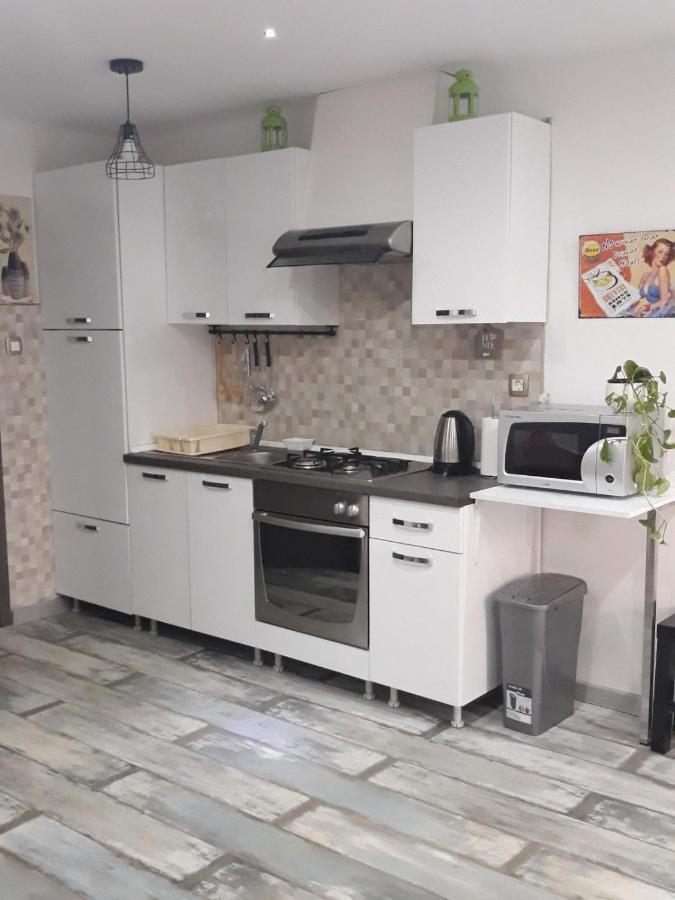 Tri Srece Apartment Ogulin Exterior photo